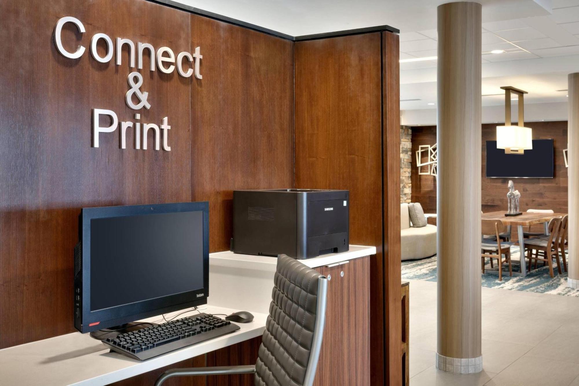 Fairfield Inn & Suites By Marriott Springfield North Экстерьер фото