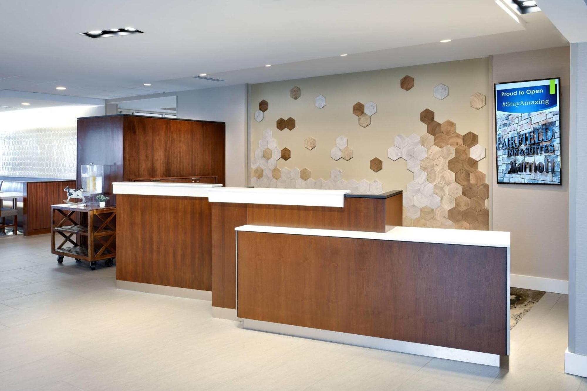Fairfield Inn & Suites By Marriott Springfield North Экстерьер фото